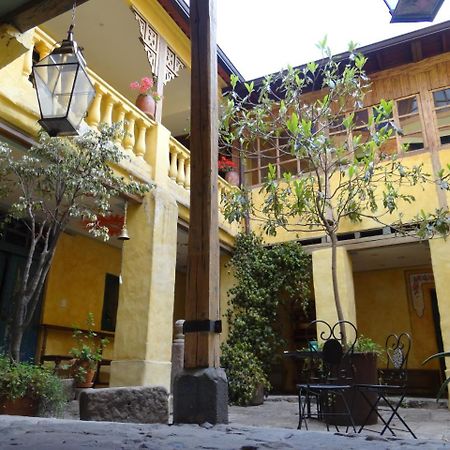 Casona El Descanso Bed & Breakfast Quito Exterior photo